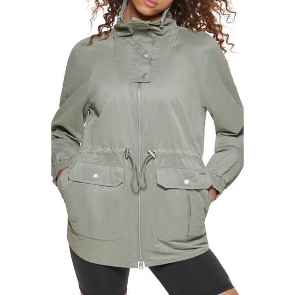 Nwt | Levi’s Women's Cinch Waist Anorak Rain Jacket in Sea Green Size Large - Picture 1 of 10